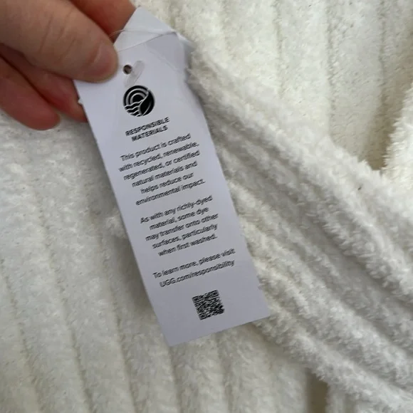 NWT UGG Riz top rib sweater medium white - Picture 3 of 6